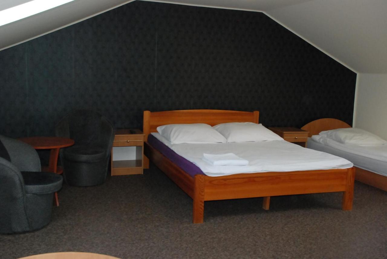 Hotelik Manhatan Радзынь-Подляский Экстерьер фото