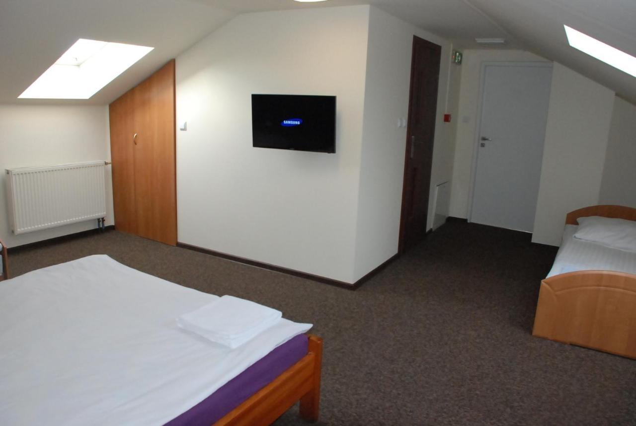 Hotelik Manhatan Радзынь-Подляский Экстерьер фото