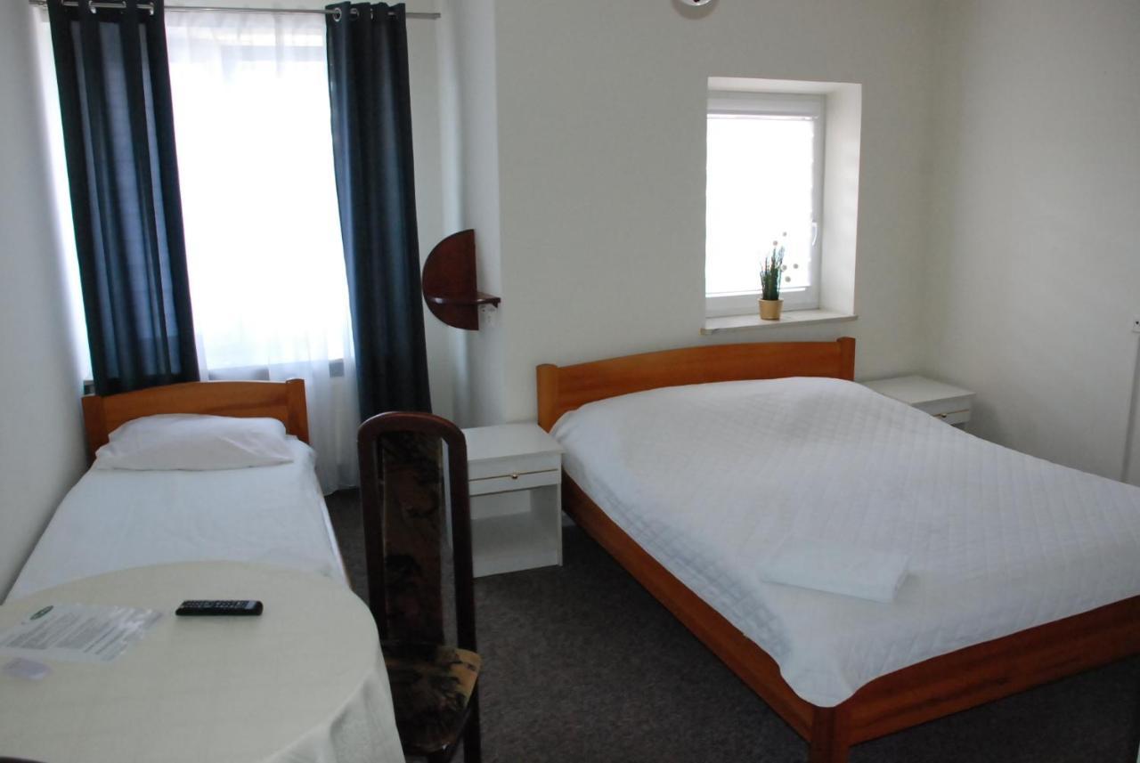 Hotelik Manhatan Радзынь-Подляский Экстерьер фото